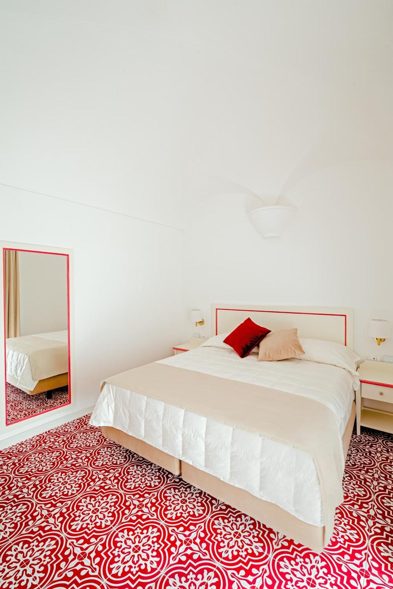 Da Raffaele Hotel
