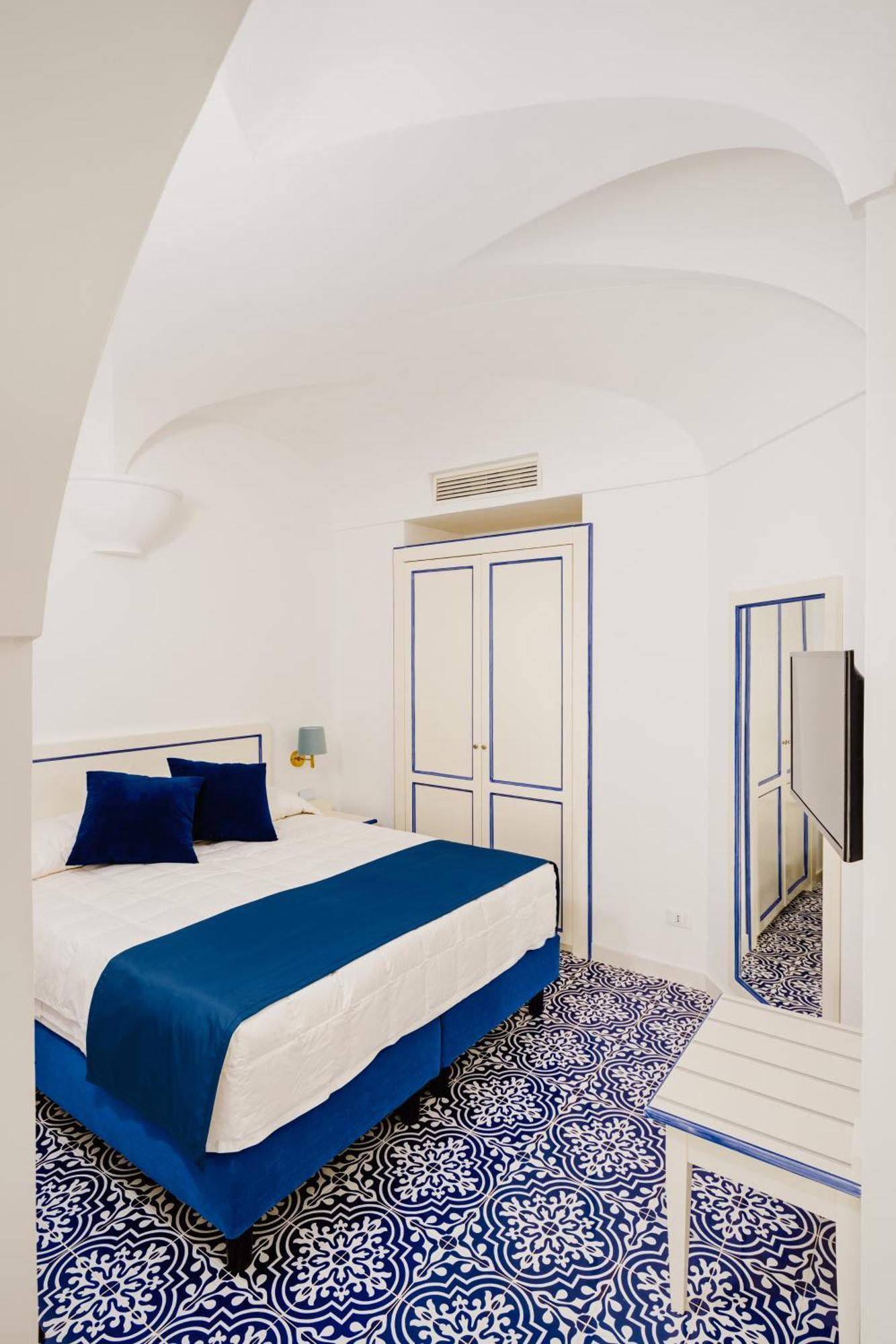 Da Raffaele Hotel 3*
